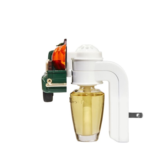 Pumpkin Truck Wallflower Scent Control Plug In - Picture 5 of 7